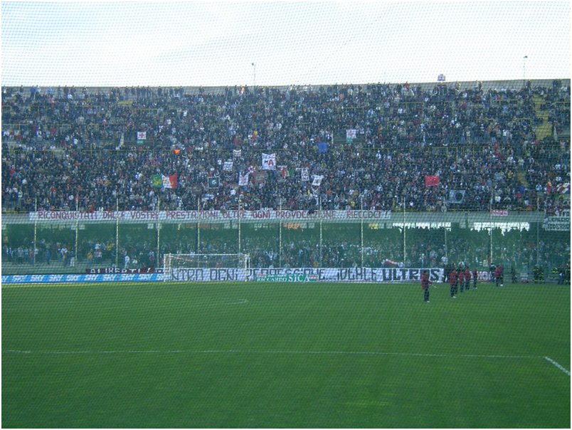 Salernitana - Arezzo  12.12.2004 017